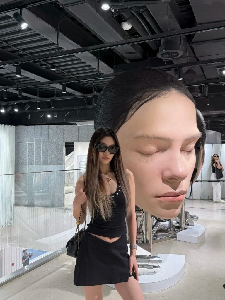 📍上海 _ GM巨人展打卡啦🕶️_1_天才猫猫大王_来自小红书网页版